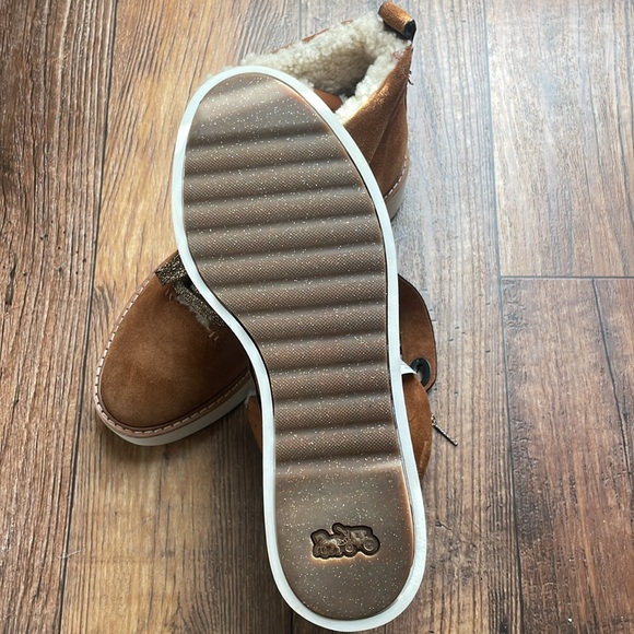 Coach Shoes Coach Urban :Hiker Shearling Platform Boot. Size 10B. New with tag. - Picture 9 of 12